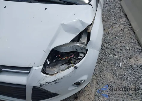 2012 Ford Focus Se из США, поврежденный, VIN 1FAHP3F23CL275170